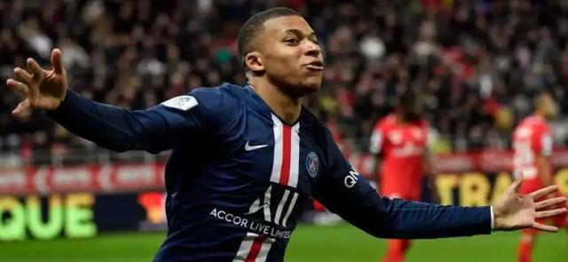 梅斯主场苦战迎来首胜，士气高涨，稳步上升的简单介绍