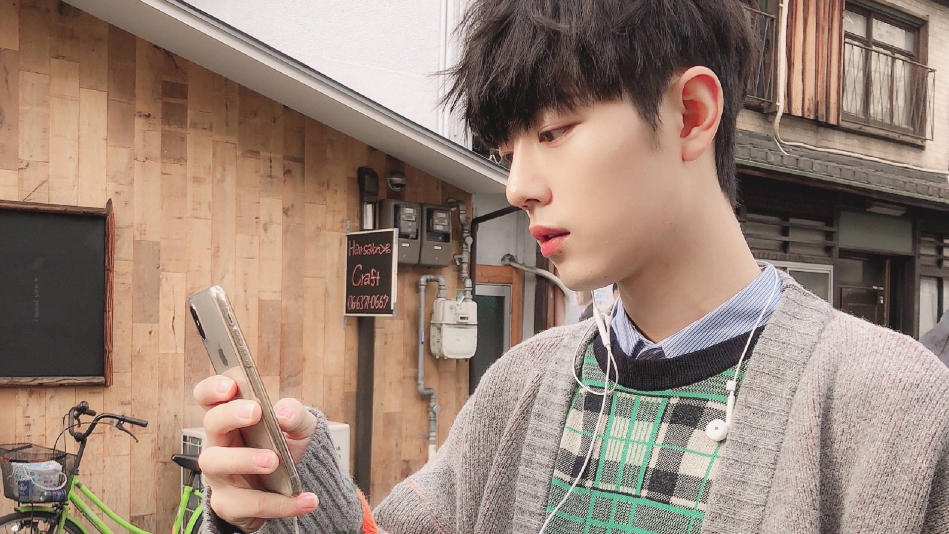 意甲激战夜,基耶萨一传一射闪耀全场,尤文图斯力克劲敌